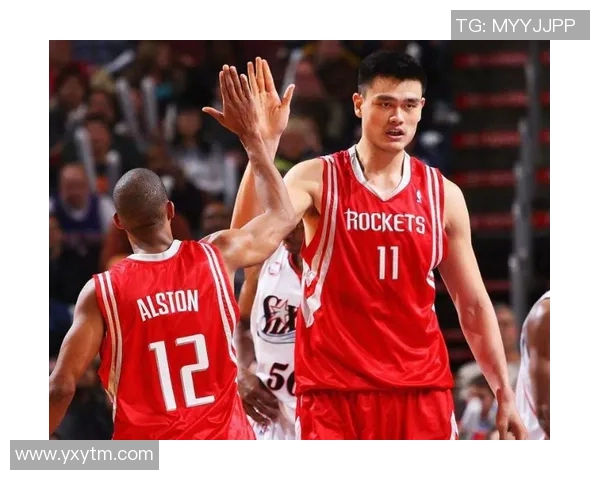 袖珍男孩姚明的成长故事与篮球梦想的追逐之路