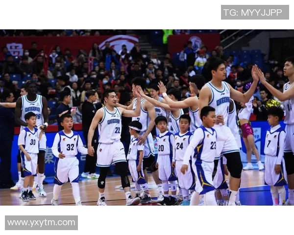 CBA精彩对决江苏男篮迎战天津队直播盛况全程回顾